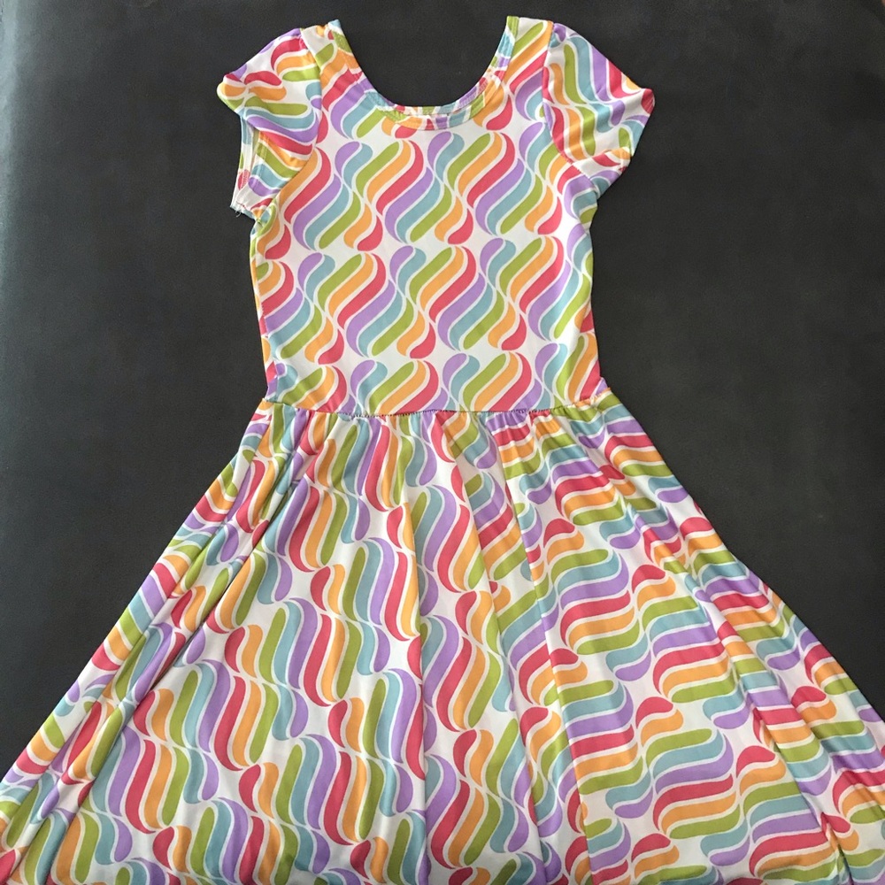 12/14 Lularoe / DotDotSmile Colab Dress